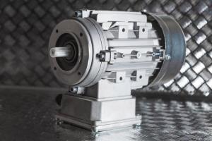 The difference between parallel shaft and right angle reducer
